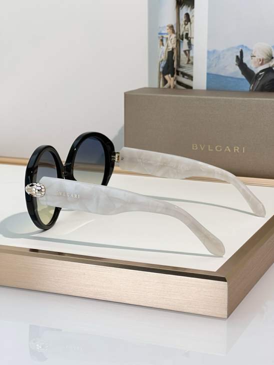 Picture of Bvlgari Sunglasses _SKUfw79279815fw